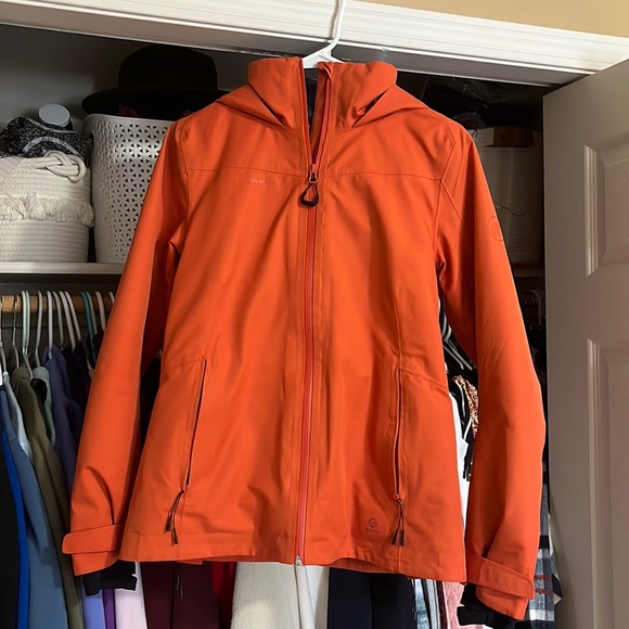 Insulated Gortex Ski Shell - Picture 3 of 15